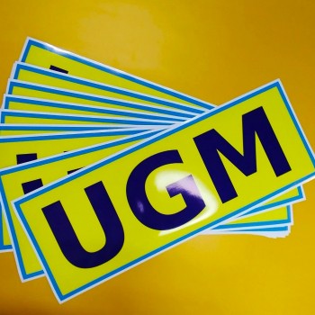 Друк на самоклеючій плівці